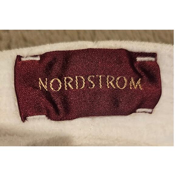 Nordstrom Spa Robe, White, Made In Brazil, 100% Cotton, One Size, 46 In length - Picture 5 of 8